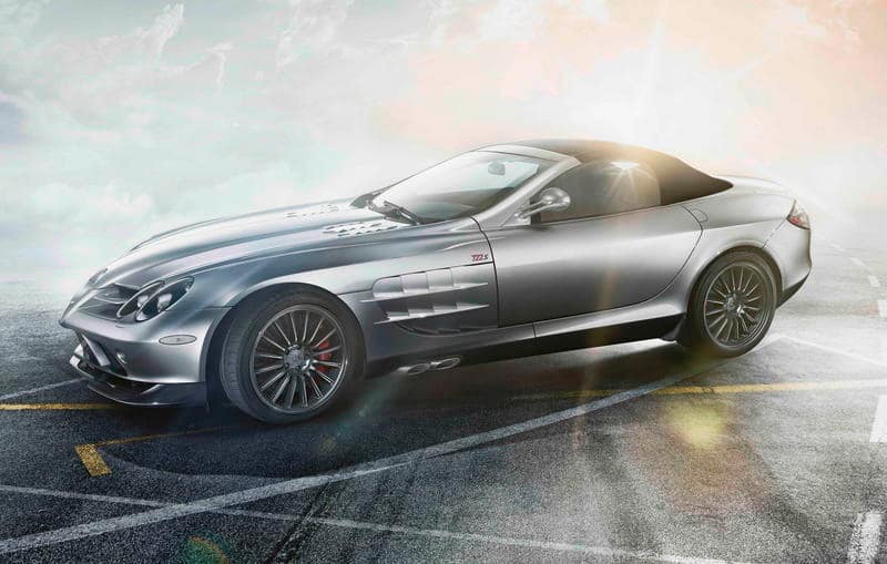 Illustration mettant en avant l’expertise automobile et les chiffres clés de l’entretien auto : pneus, filtres à air, ampoules et véhicules électriques