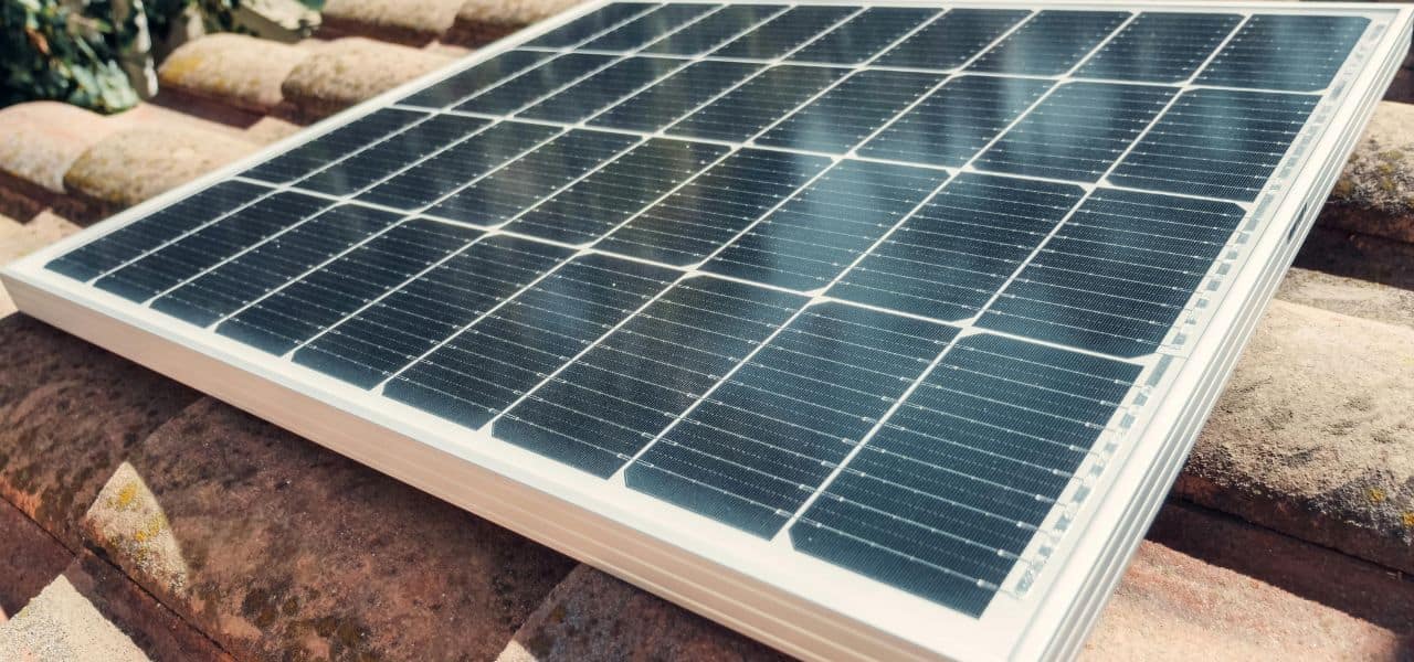 Lire la suite à propos de l’article Installation de Panneaux Solaires en Charente-Maritime : Tout Ce Qu&rsquo;il Faut Savoir pour Votre Projet Photovoltaïque